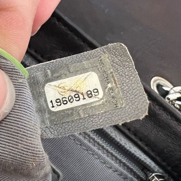 🚫SOLD🚫CHANEL Chain Around Leather Crossbody Bag - Picture 10 of 15